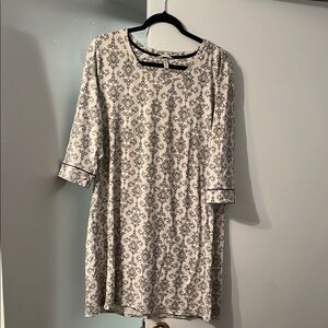 Soma Black and White Patterned Nightgown